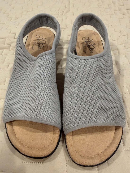 Life Stride Shoes - Lifestride gray slingback sandals, 6 1/2